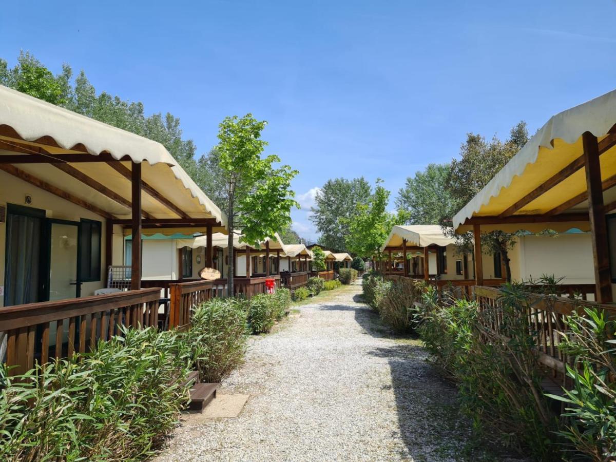 Chalet La Dolce Vita Viareggio Exterior foto